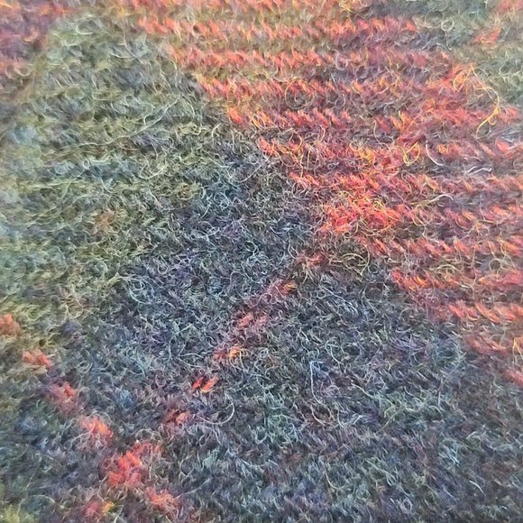 BOYNE VALLEY WEAVERS Plaid Wool Jacket/Cape – Made in Ireland, Pure Elegance! - Picture 8 of 11